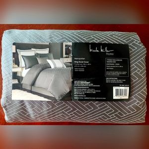 Nicole Miller - king duvet grey colors